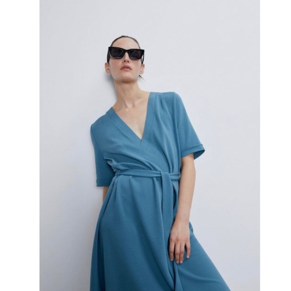 🍾HP🍾Zara Blue Textured Short Sleeve Dress Size XL NWOT - Picture 2 of 11